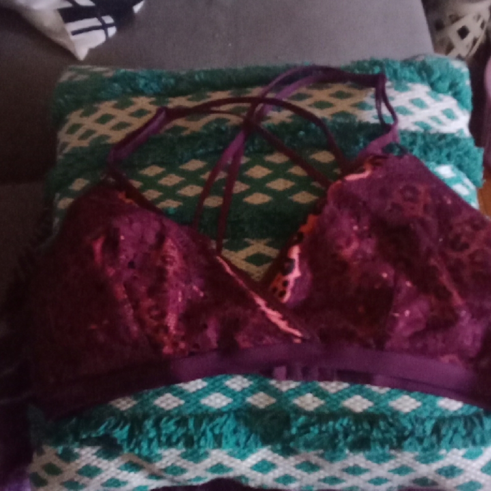 No Boundaries Strappy Lace Bralette in Deep Purple